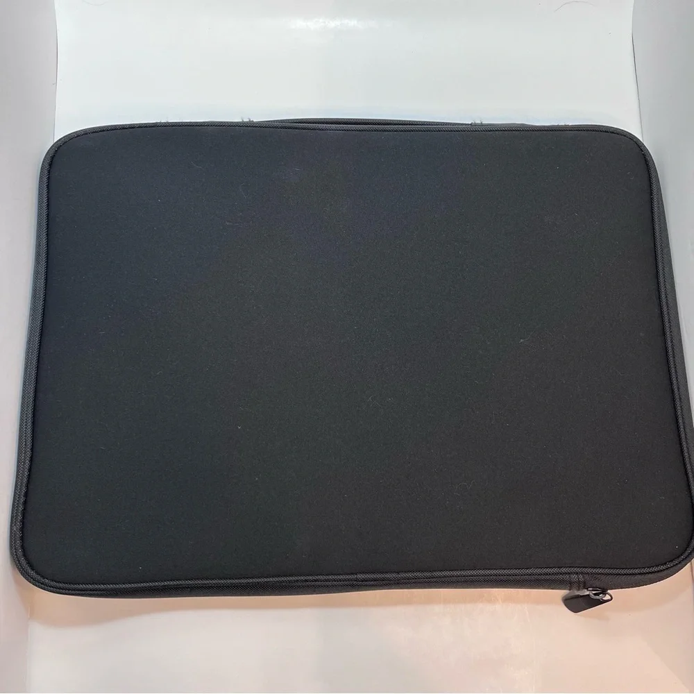 Oversized Sleek Black Laptop Bag with Padding 15.5” zipper closure.